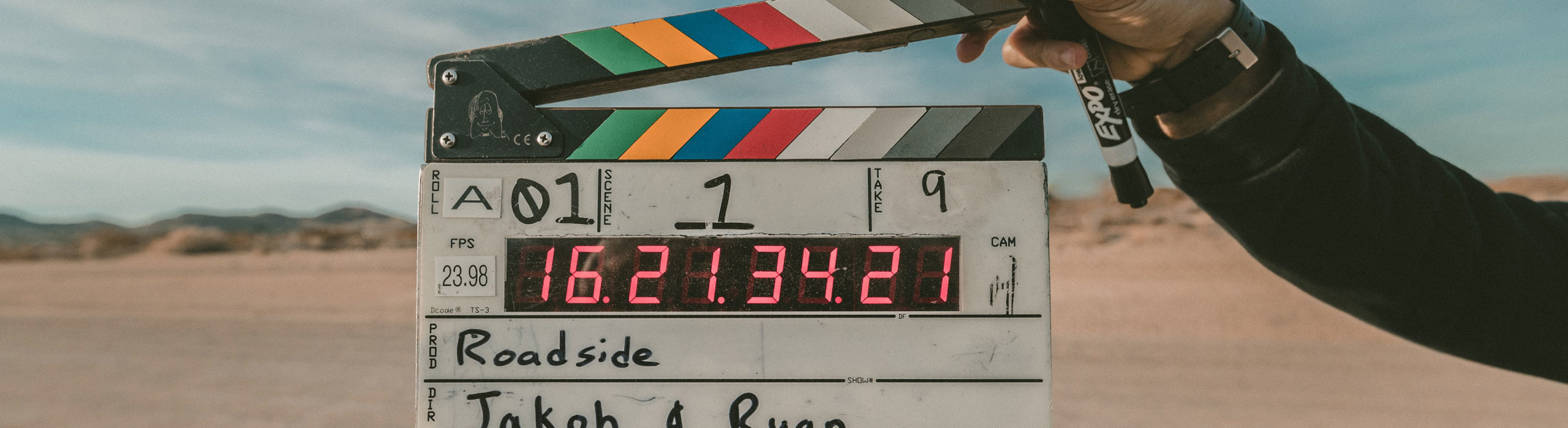 Our Projects Sun Visor Transparente Sonnenblende mit digitale Funktion